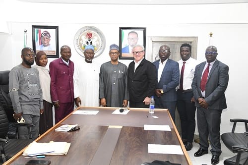 Federal Government of Nigeria to partner Greening Education Partnership to transform youth centers.